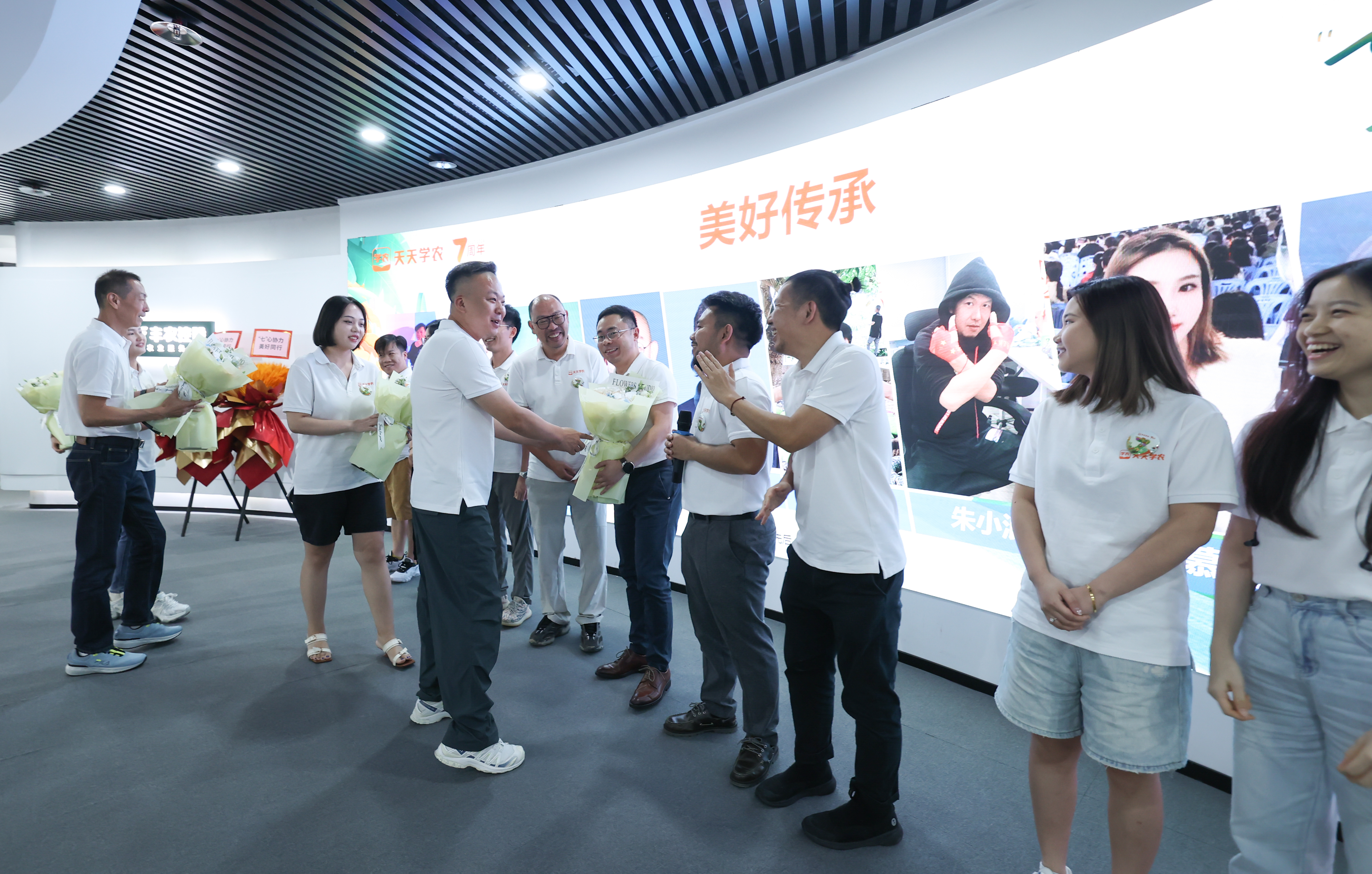 公司风采2